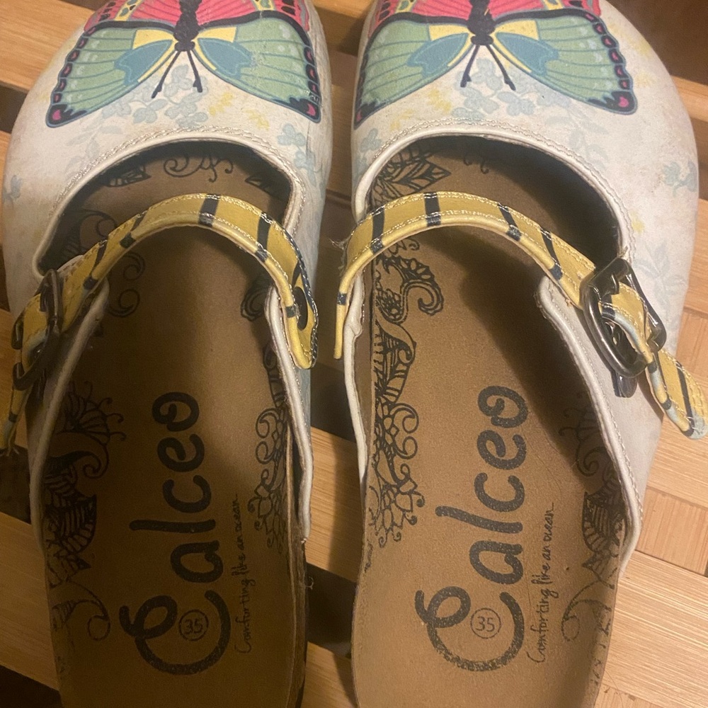 Calceo Clogs - Picture 4 of 4